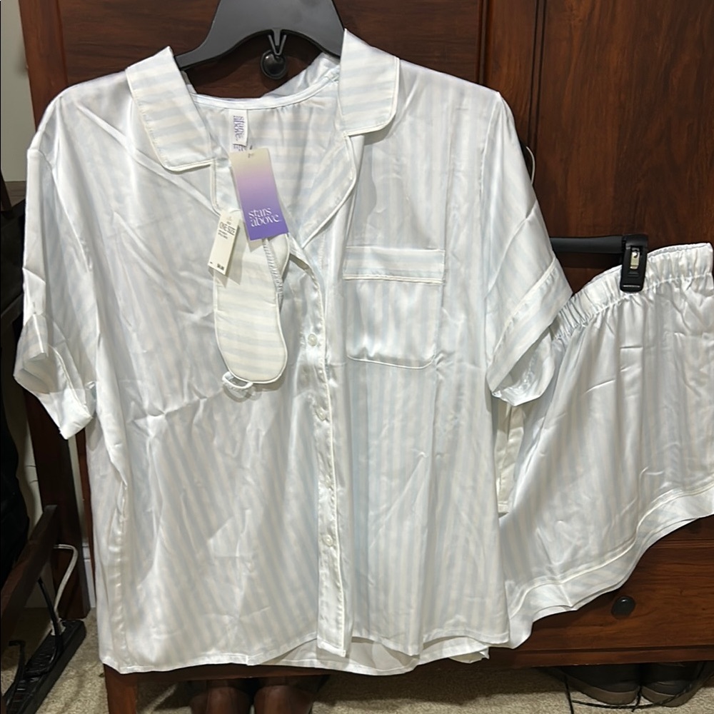 🔥White Striped Pajama Set